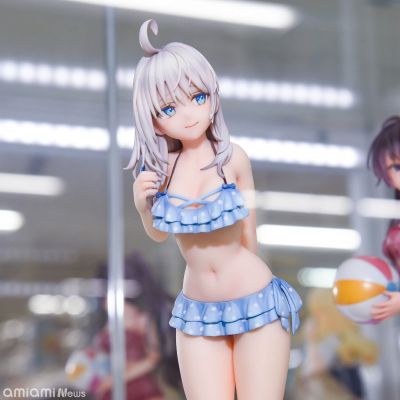 不时用俄语小声说真心话的邻桌艾莉同学  艾莉莎·米哈伊罗夫纳·九条 泳装度假 1/7比例人偶