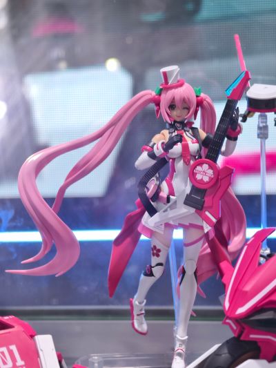 初音未来系列拼装模型 樱花未来-粉色音爆