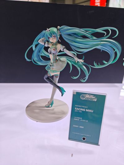 HELLO! GOOD SMILE 初音未来 透明珠光