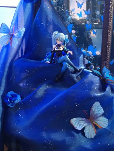 初音未来 压泡面人偶 花仙子系列—蓝玫瑰仙子—