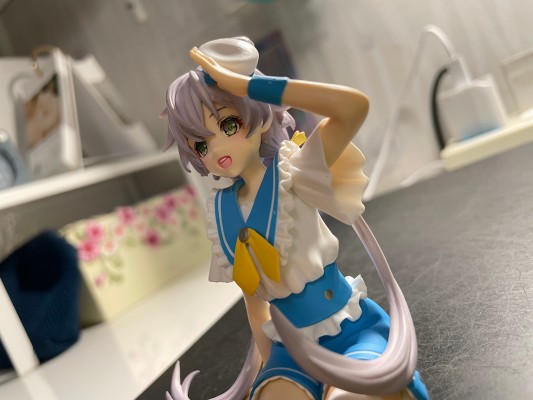 压泡面 虚拟歌手 水手洛天依