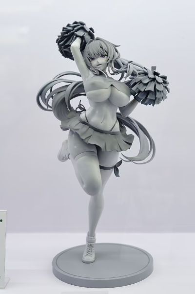 希恩·艾尔菲娜 拉拉队员