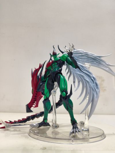 S.H.MonsterArts 元素－英雄 火焰翼人