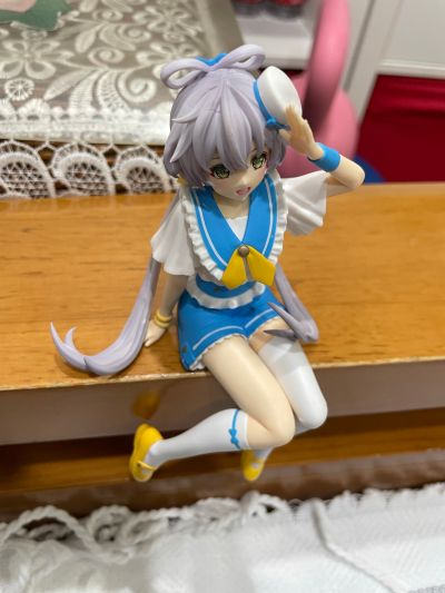 压泡面 虚拟歌手 水手洛天依