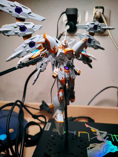 HG 1/144 黑骑士小队 神鸟