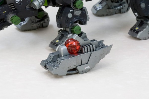 HMM系列 索斯机兽 DPZ-10 暗黑三角龙 标识增强版