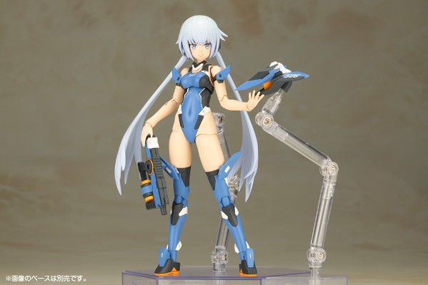机甲少女 短剑 泳装