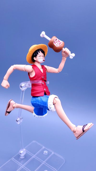 S.H.Figuarts   蒙奇·D·路飞-冒险的序幕-
