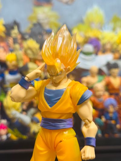 S.H.Figuarts  超级赛亚人孙悟空-Z战士-