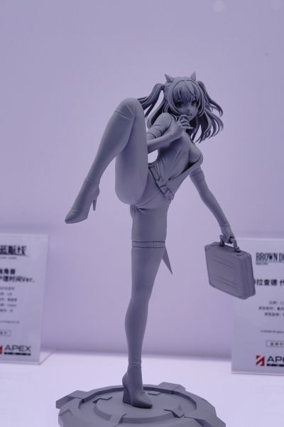 棕色尘埃2 莎赫拉查德 代号S