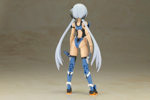 机甲少女 短剑 泳装
