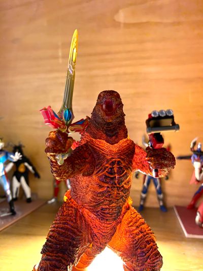 极致超值系列 哥斯拉2：怪兽之王 红莲哥斯拉 战斗