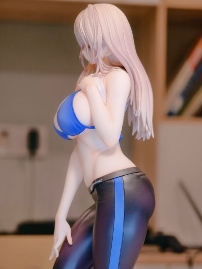 瑜伽女孩 葵