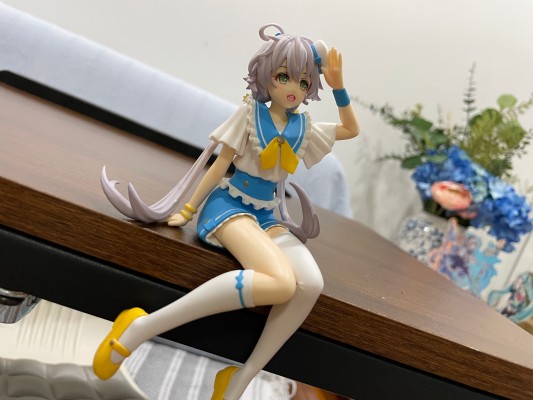压泡面 虚拟歌手 水手洛天依