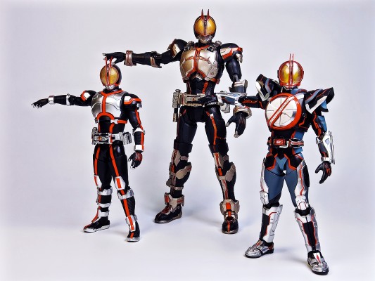 S.H.Figuarts(真骨雕制法)    假面骑士次世代555（暂译）