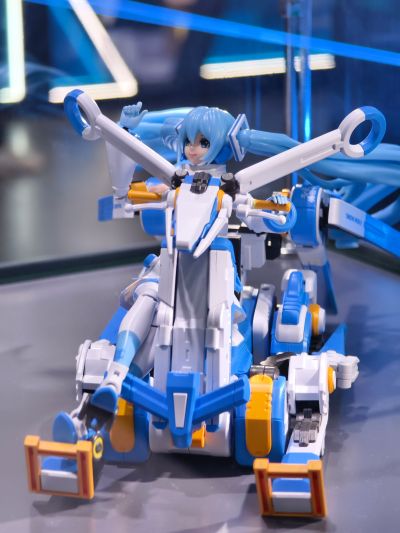 初音未来系列拼装模型 樱花未来-粉色音爆