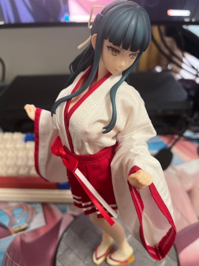 一脸嫌弃的让你看胖次 巫女 出云八神