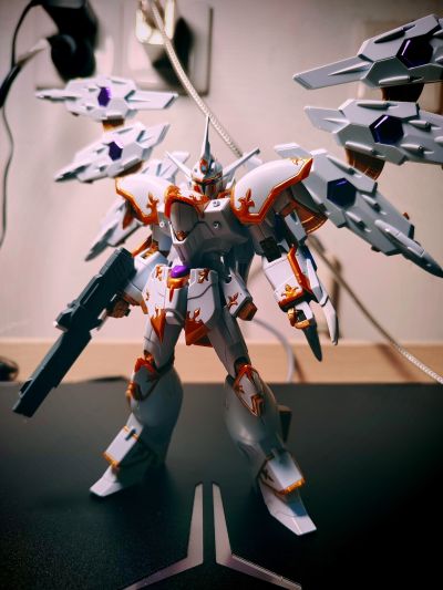 HG 1/144 黑骑士小队 神鸟