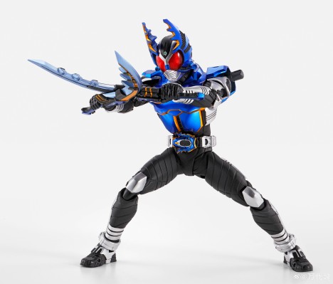 S.H.Figuarts（真骨雕制法） 假面骑士钢斗王 骑士形态 真骨雕制法10周年纪念版