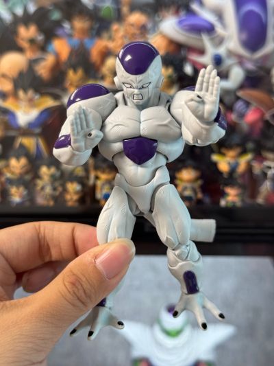 S.H.Figuarts  全力弗利萨