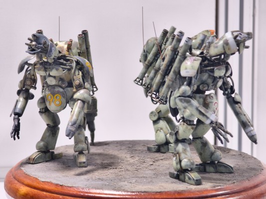 ARTPLA Ma.K. LUNA HUND套装 和 杰瑞·肯叔叔