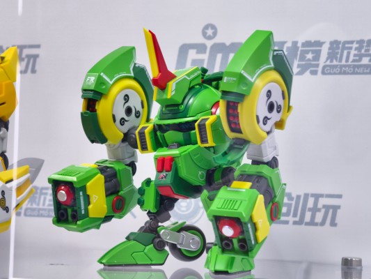 果宝特攻拼装机甲系列模型 小果战宝