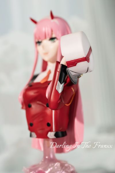 DARLING in the FRANXX 02 1/7胸像