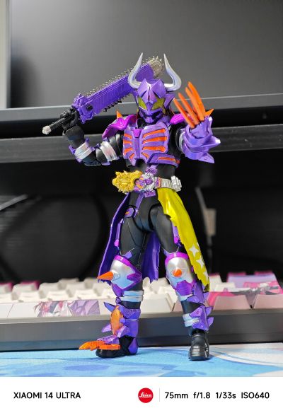 S.H.Figuarts 假面骑士霸牛 火旺僵尸形态