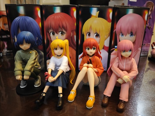 孤独摇滚！动画版  伊地知虹夏 玩具人偶