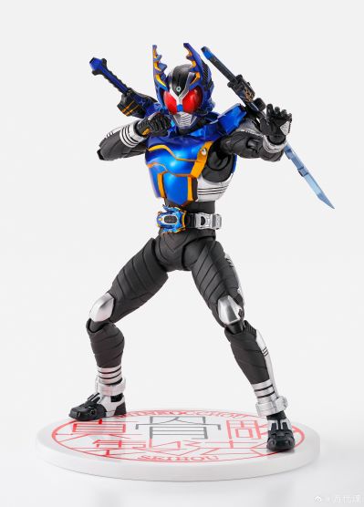 S.H.Figuarts（真骨雕制法） 假面骑士钢斗王 骑士形态 真骨雕制法10周年纪念版
