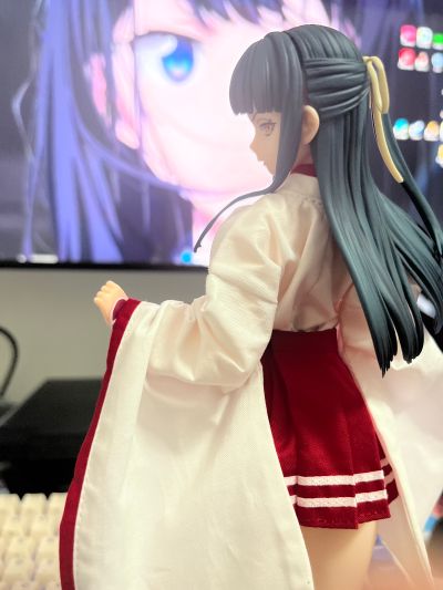 一脸嫌弃的让你看胖次 巫女 出云八神