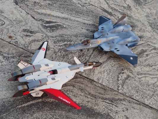 65765  VF-22S “超时空要塞7”