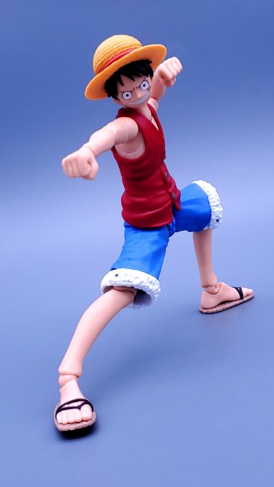 S.H.Figuarts   蒙奇·D·路飞-冒险的序幕-