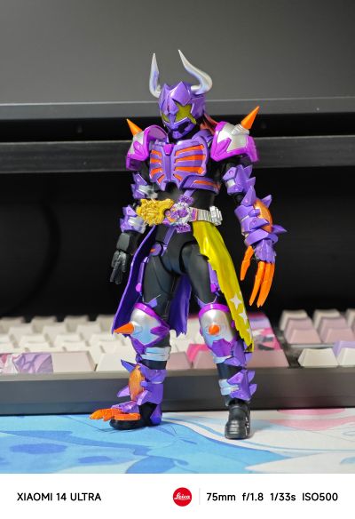 S.H.Figuarts 假面骑士霸牛 火旺僵尸形态