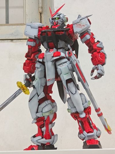 PG 1/60 机动战士高达SEED ASTRAY MBF-P02 异端高达红色机