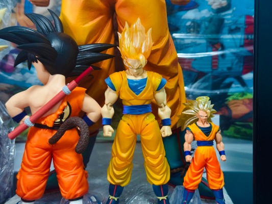 S.H.Figuarts  超级赛亚人孙悟空-Z战士-