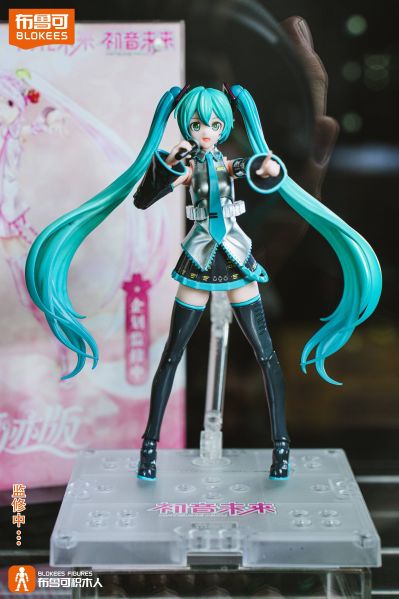 布鲁可积木人奇迹版 初音未来 公式服