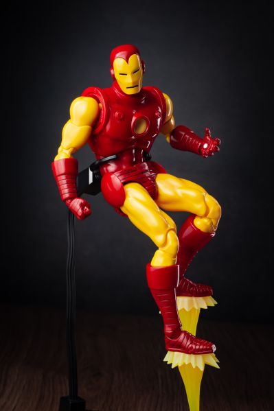 Mafex No.165 漫威漫画 钢铁侠 (原作漫画版)