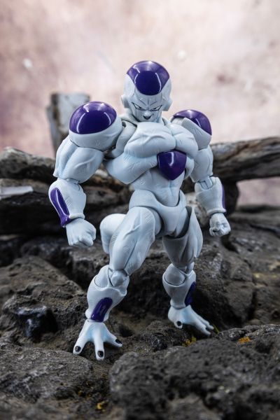 S.H.Figuarts  全力弗利萨
