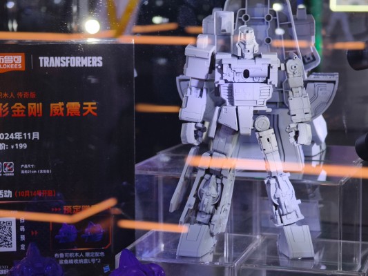布鲁可变形金刚传奇版  G1-威震天