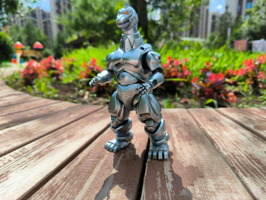 S.H.MonsterArts 哥斯拉大战机械哥斯拉2 机械哥斯拉（1993）+迦楼罗+火焰拉顿 幕张决战版