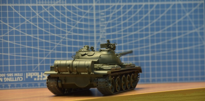 35108 1/35 苏联 T-62A 主战坦克 