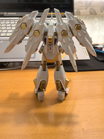 HG 1/144 黑骑士小队 神鸟