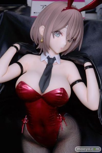 B-style 色彩艳丽兔女郎 莫妮卡