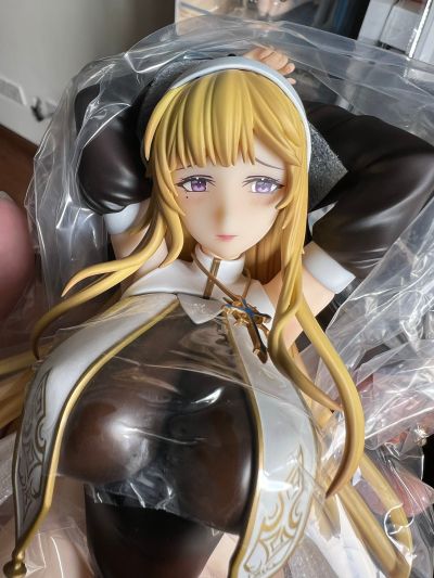 修女·普莉希拉