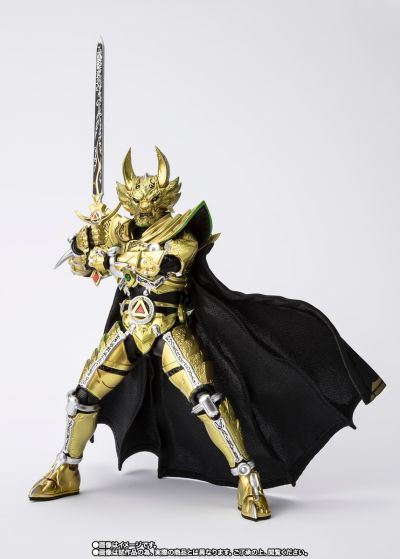 S.H.Figuarts（真骨雕制法） 黄金骑士牙狼（冴岛钢牙）牙狼20周年纪念版