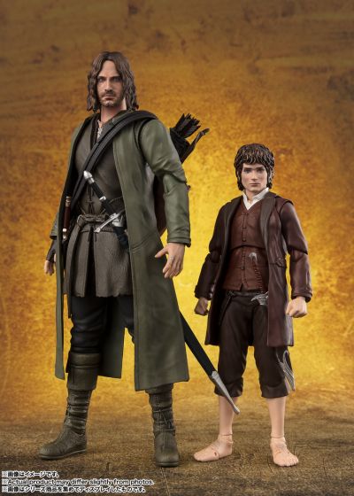 S.H.Figuarts  弗罗多·巴金斯与咕噜（指环王：护戒使者）