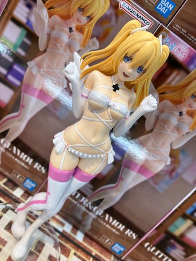 2.5次元的诱惑 独特魅力  莉莉艾露 卫生小队造型
