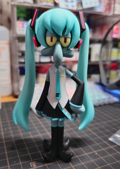 章鱼哥？初音未来？