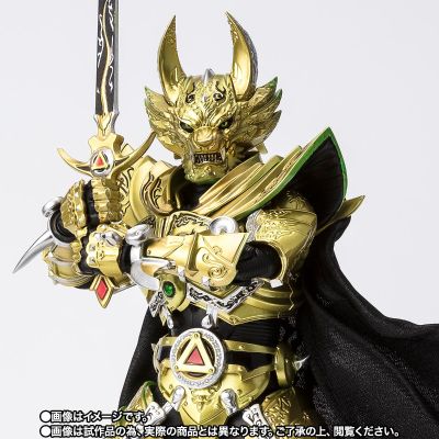 S.H.Figuarts（真骨雕制法） 黄金骑士牙狼（冴岛钢牙）牙狼20周年纪念版
